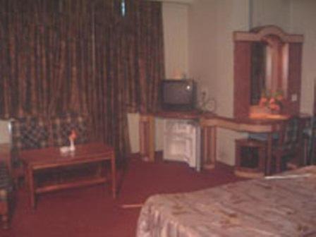 Hotel Ajay International Allahabad Bilik gambar