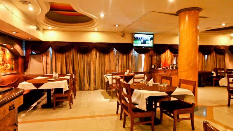 Hotel Ajay International Allahabad Luaran gambar